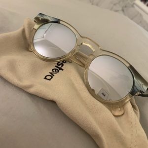Illesteva Leonard Mirrored Sunglasses 🕶 💕